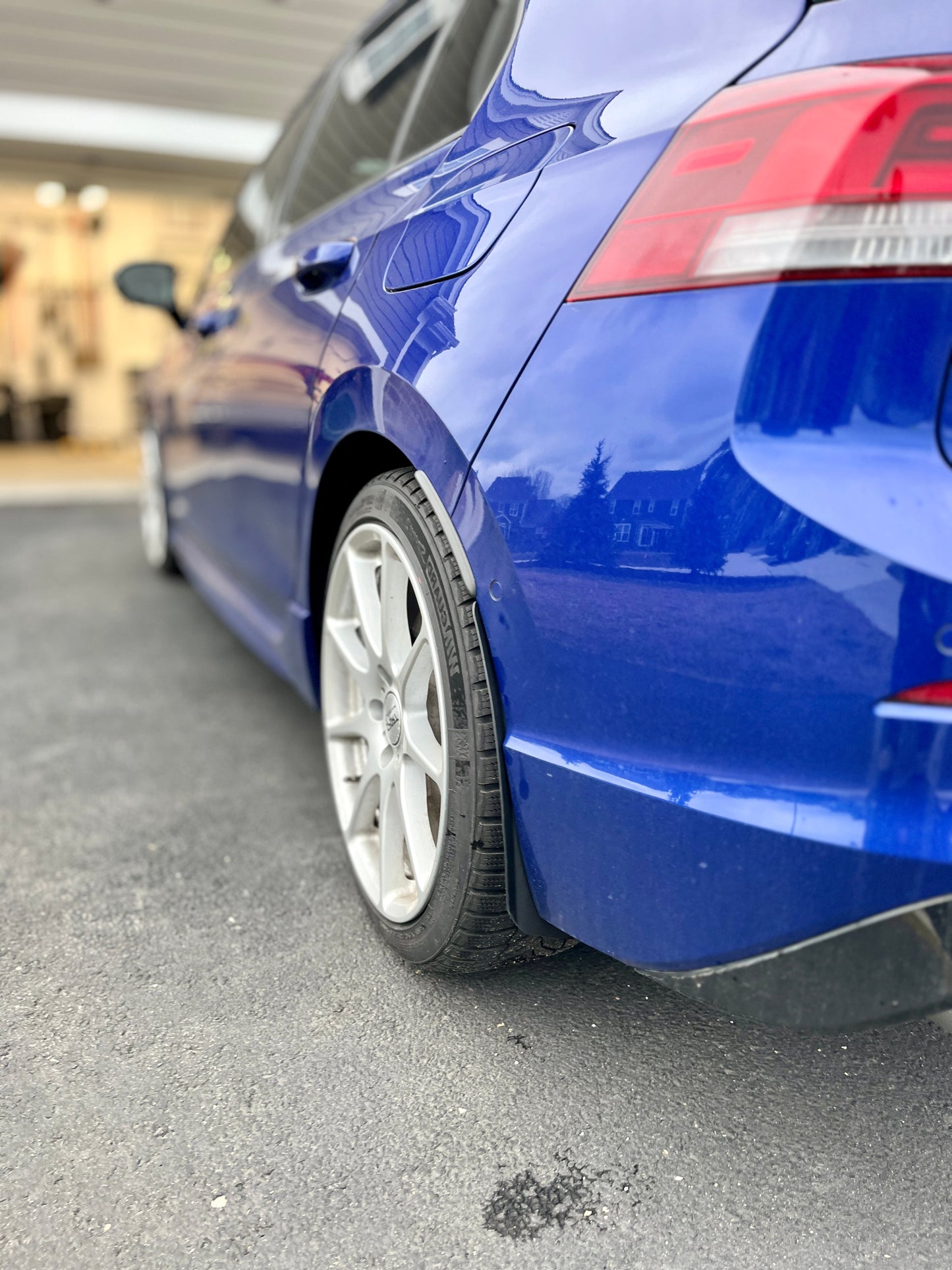 Golf R rear guard