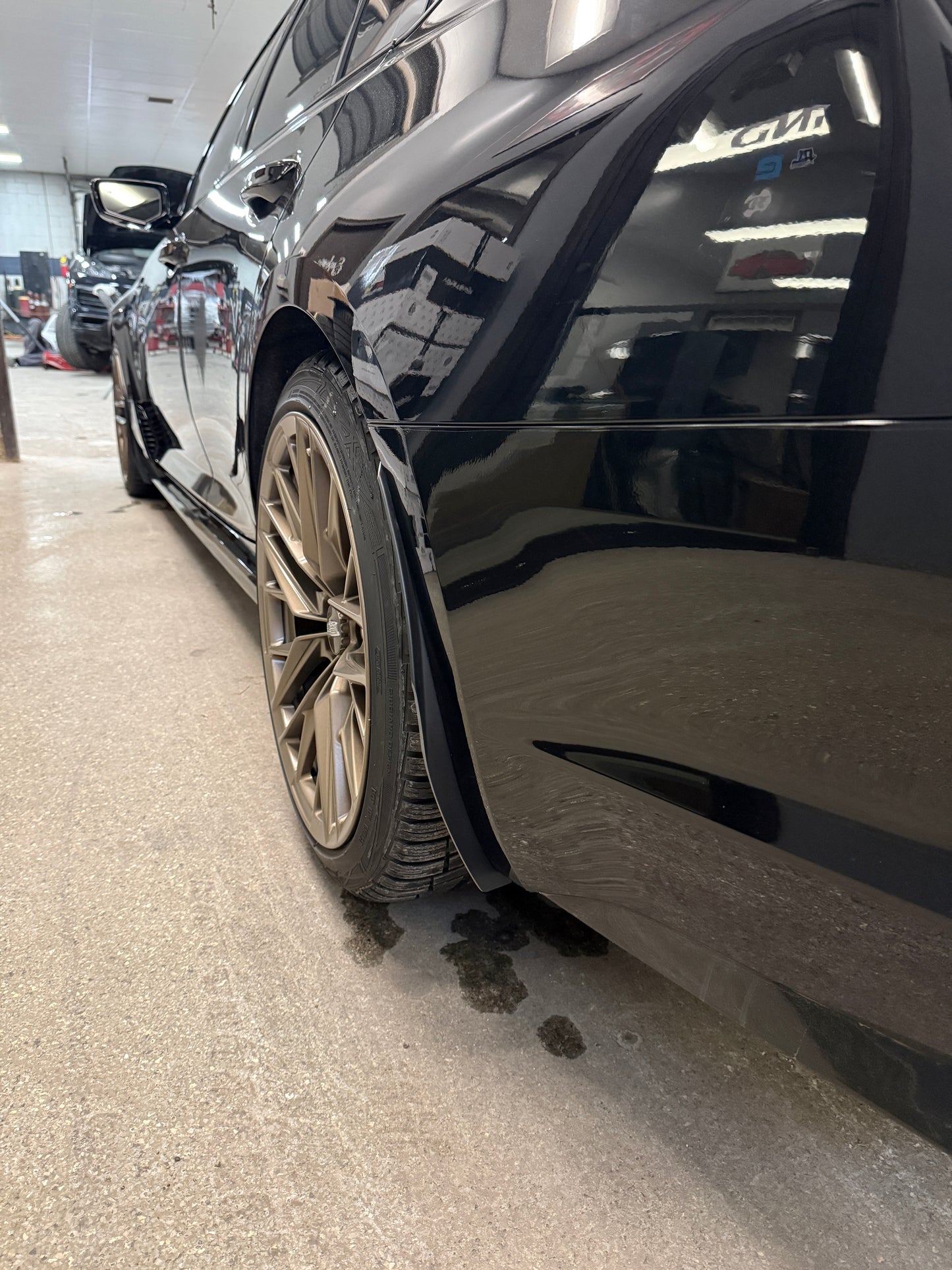 Cadillac CT5 V splash guard side view